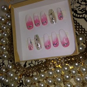 Reusable 2 Toned Gel Paris Inspired Press on nails